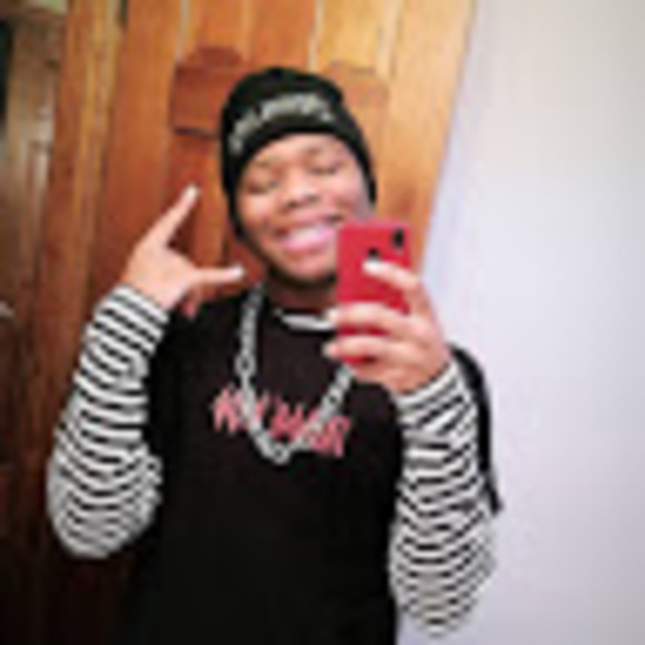 Meet your Posher, Christopher - Picture 1 of 1